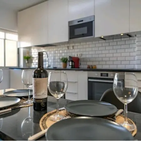 Rocha's Place * פורטימאו